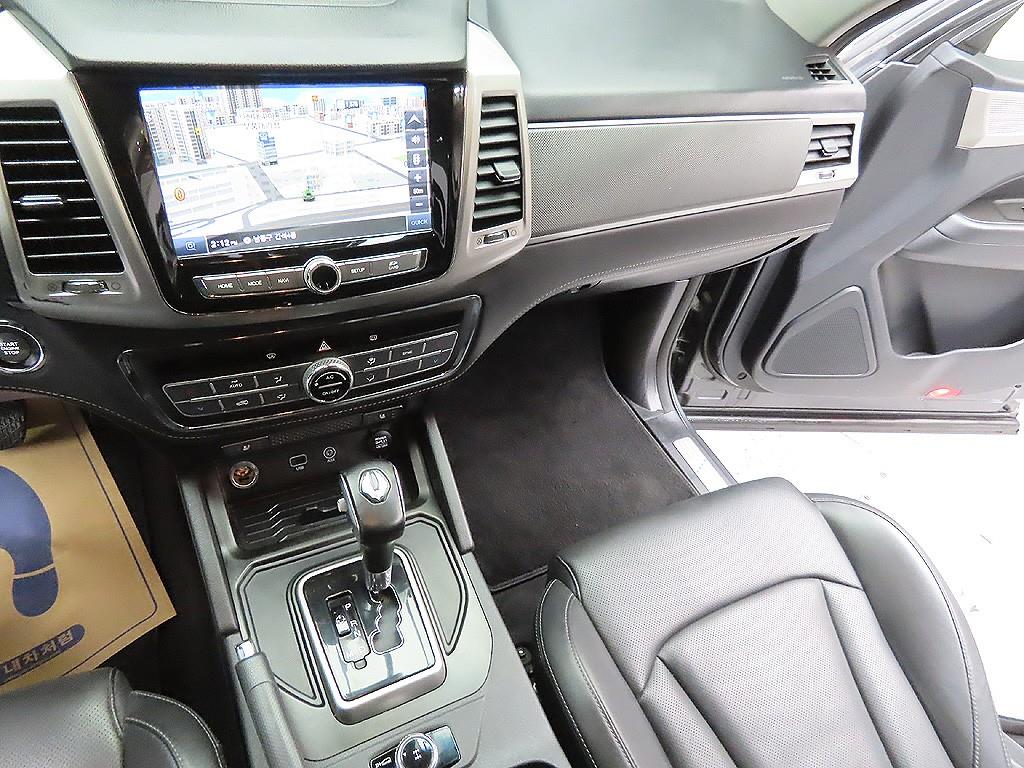 Ssangyong Rexton 2019 Gris - Importación desde Corea - HF Imports Iquique - Foto 7