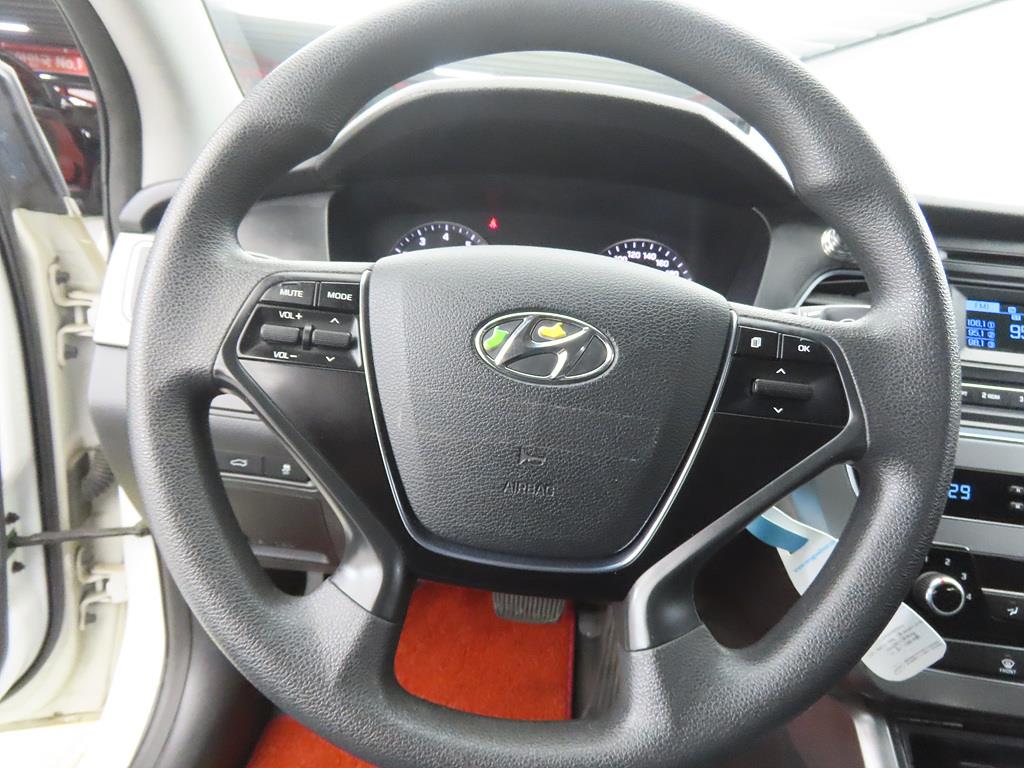 HYUNDAI Sonata - Vista 8