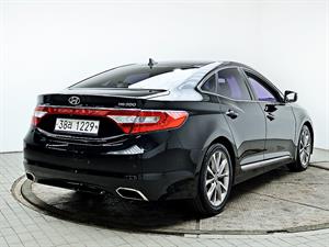 HYUNDAI Grandeur - Vista 8