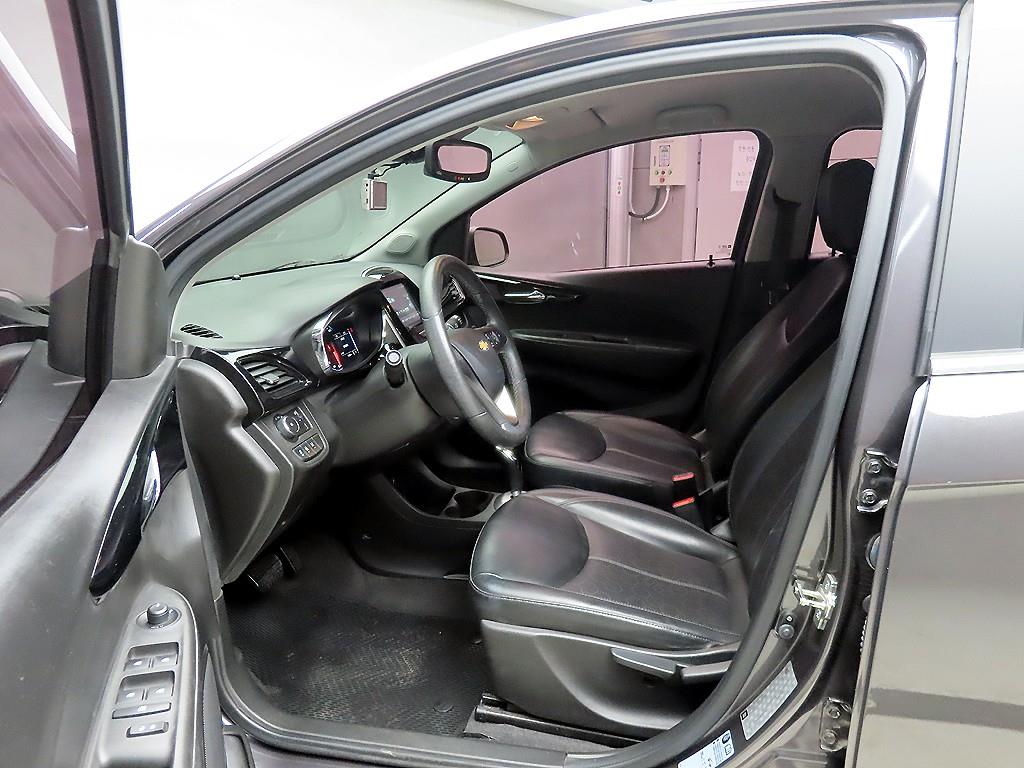 Chevrolet Spark - Vista 5