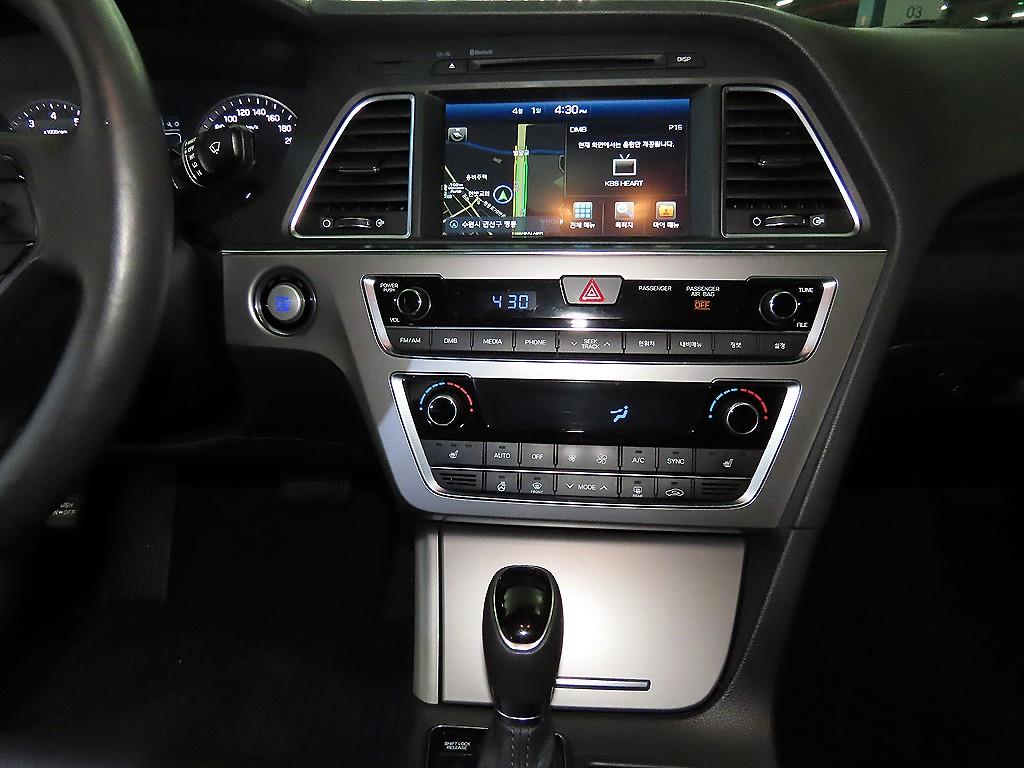 HYUNDAI Sonata - Vista 11