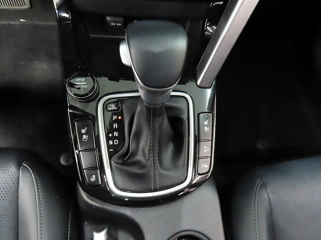 KIA Seltos - Vista 10