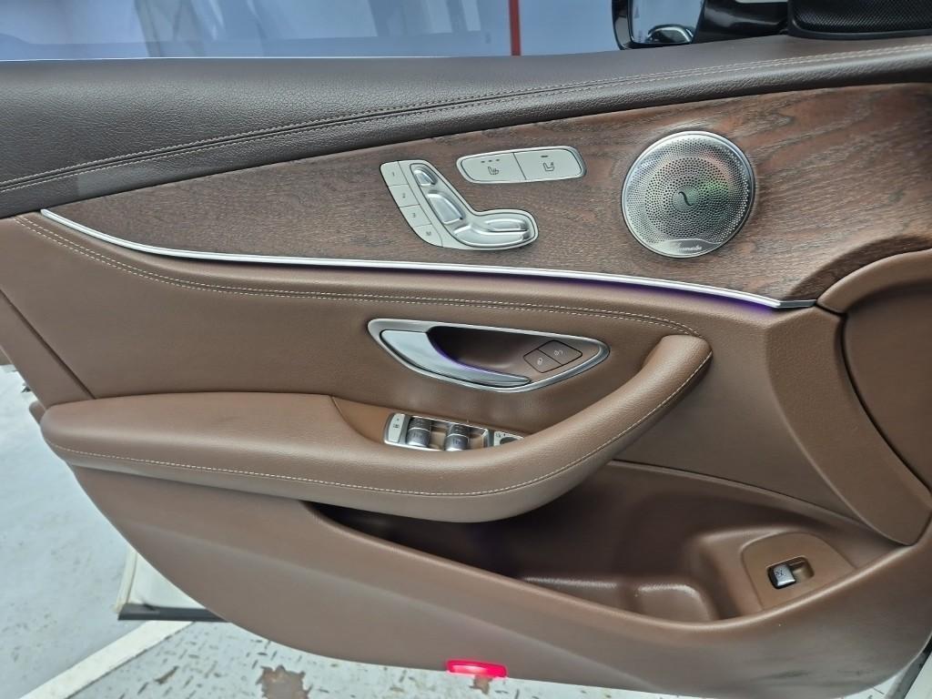 Mercedes Benz E class 2017 Blanco - Importación desde Corea - HF Imports Iquique - Foto 19