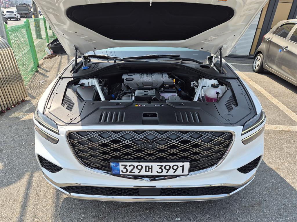 Genesis GV70 2025 Blanco - Importación desde Corea - HF Imports Iquique - Foto 20