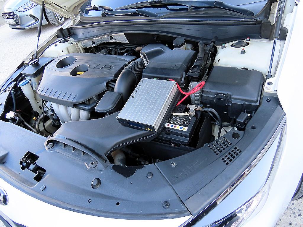 KIA K5 2016 Blanco - Importación desde Corea - HF Imports Iquique - Foto 16