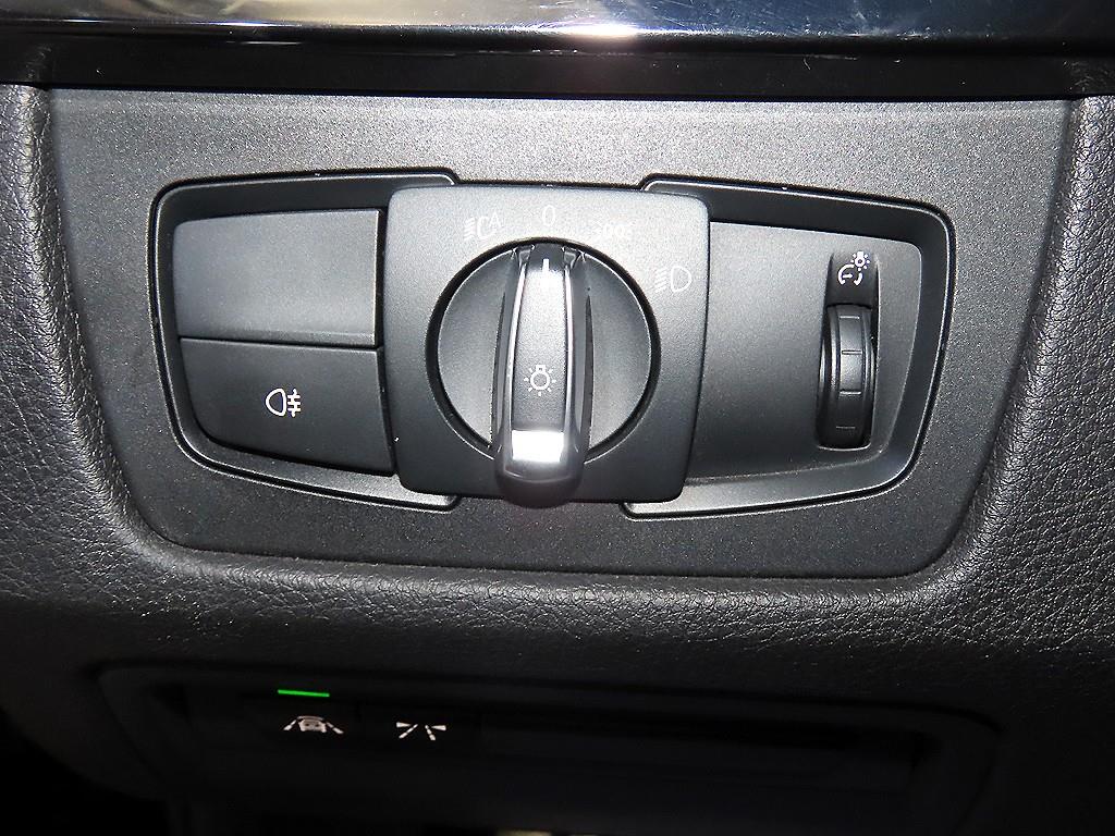 BMW 3 series 2018 Negro - Importación desde Corea - HF Imports Iquique - Foto 14