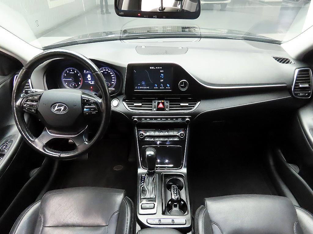 HYUNDAI Grandeur - Vista 8