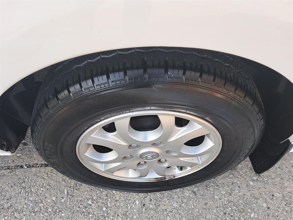 HYUNDAI Starex 2016 Blanco - Importación desde Corea - HF Imports Iquique - Foto 17