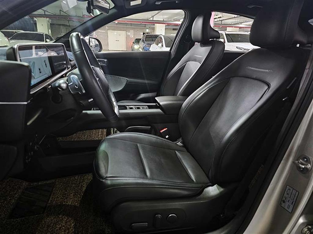 HYUNDAI Ioniq 6 - Vista 10