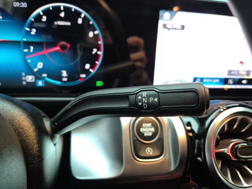 Mercedes Benz GLB Class - Vista 9