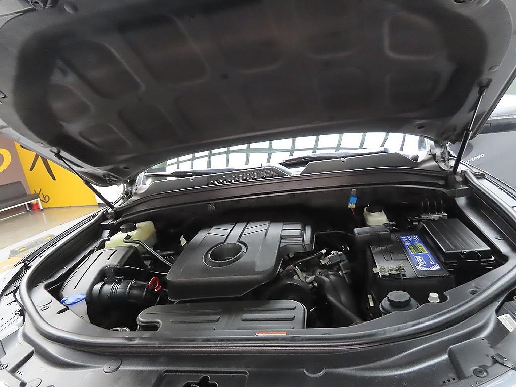 Ssangyong Rexton 2019 Gris - Importación desde Corea - HF Imports Iquique - Foto 8