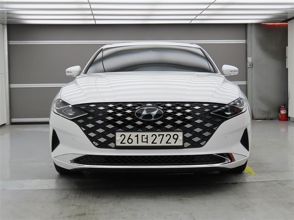 HYUNDAI Grandeur - Vista 2