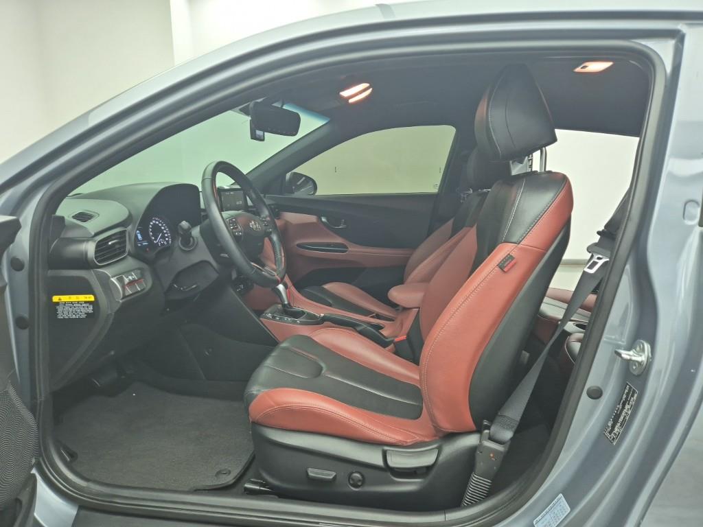 HYUNDAI Veloster - Vista 11