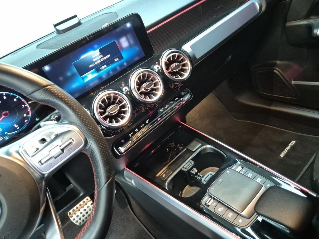 Mercedes Benz GLB Class - Vista 11