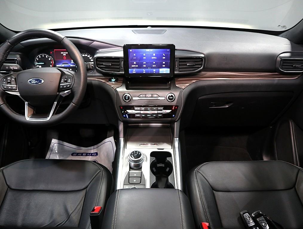 Ford Explorer - Vista 5