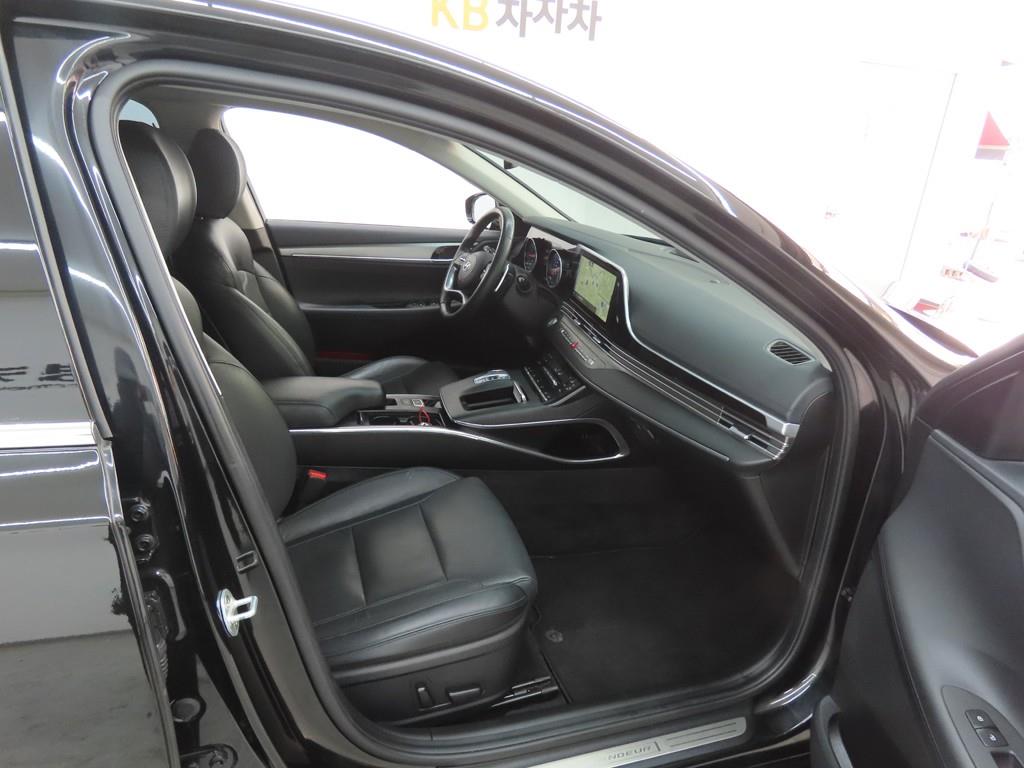 HYUNDAI Grandeur - Vista 8