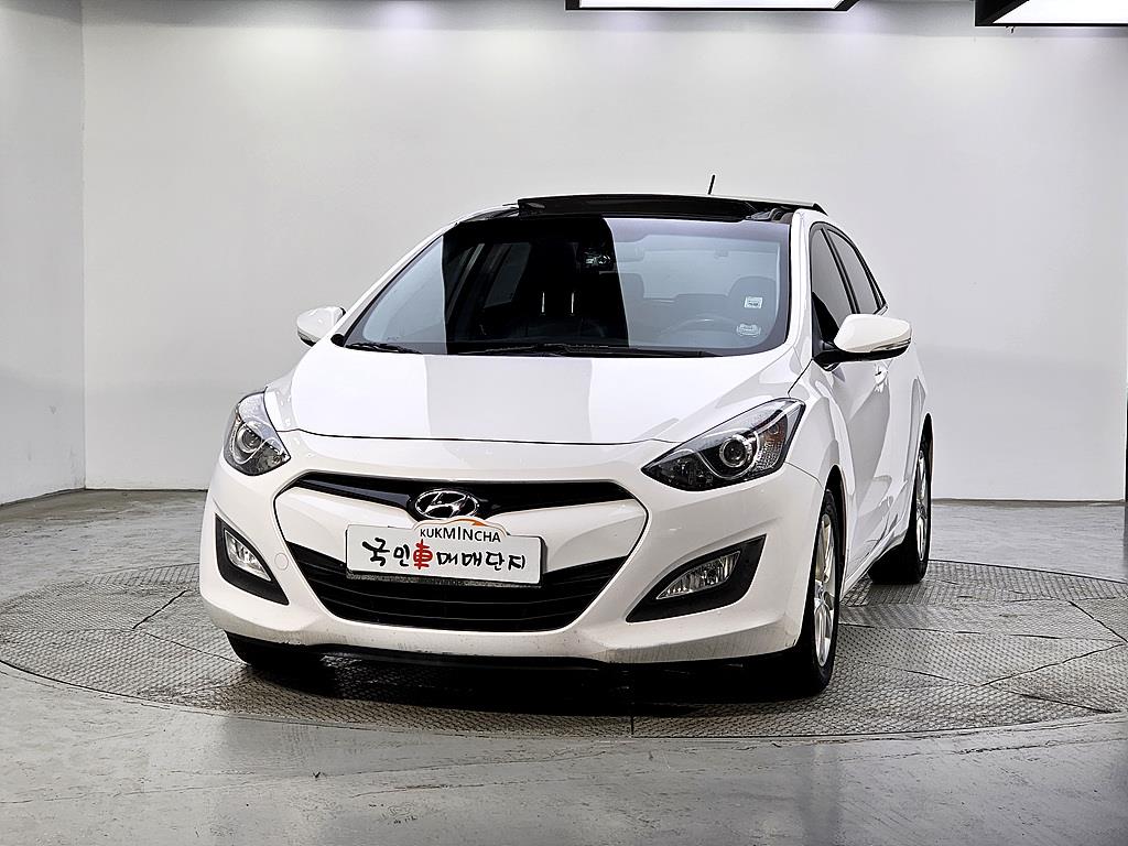 HYUNDAI i30 - Vista 2