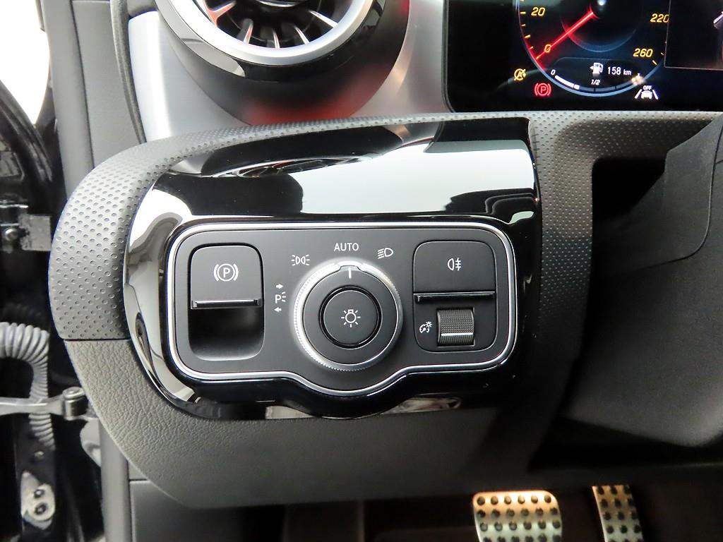 Mercedes Benz CLA Class - Vista 12