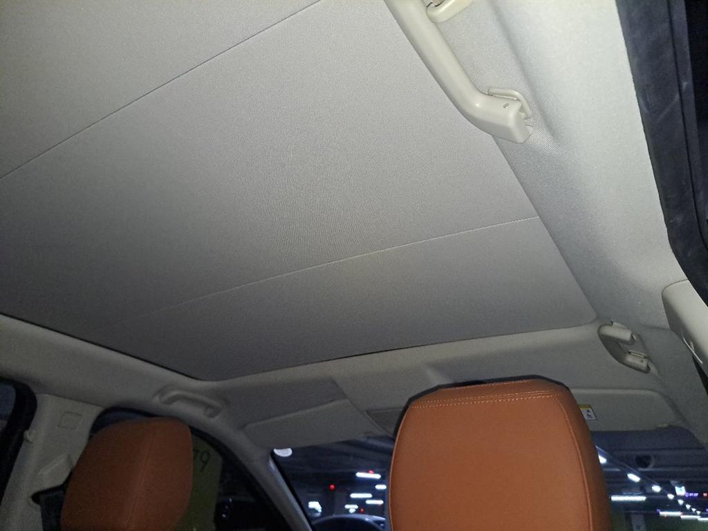 Land Rover Discovery Sports - Vista 6