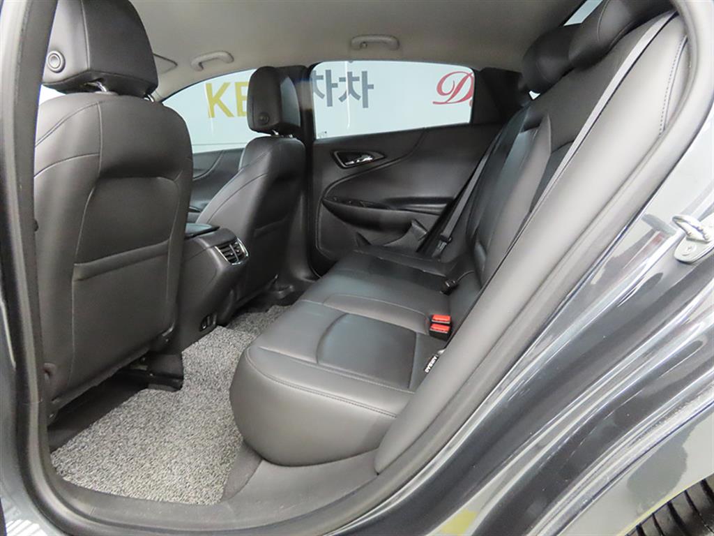 Chevrolet Malibu - Vista 6