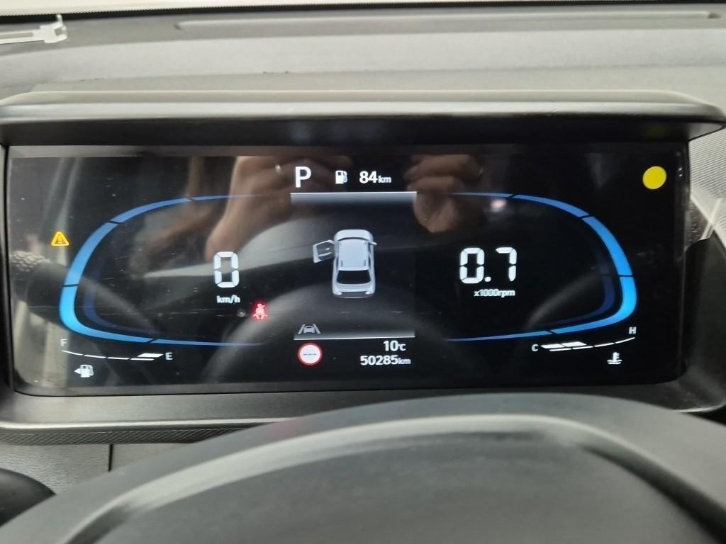 HYUNDAI Casper - Vista 5