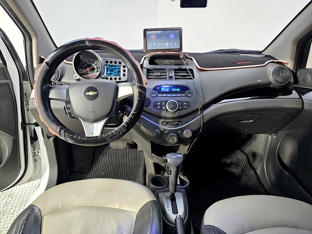 Chevrolet Spark - Vista 5