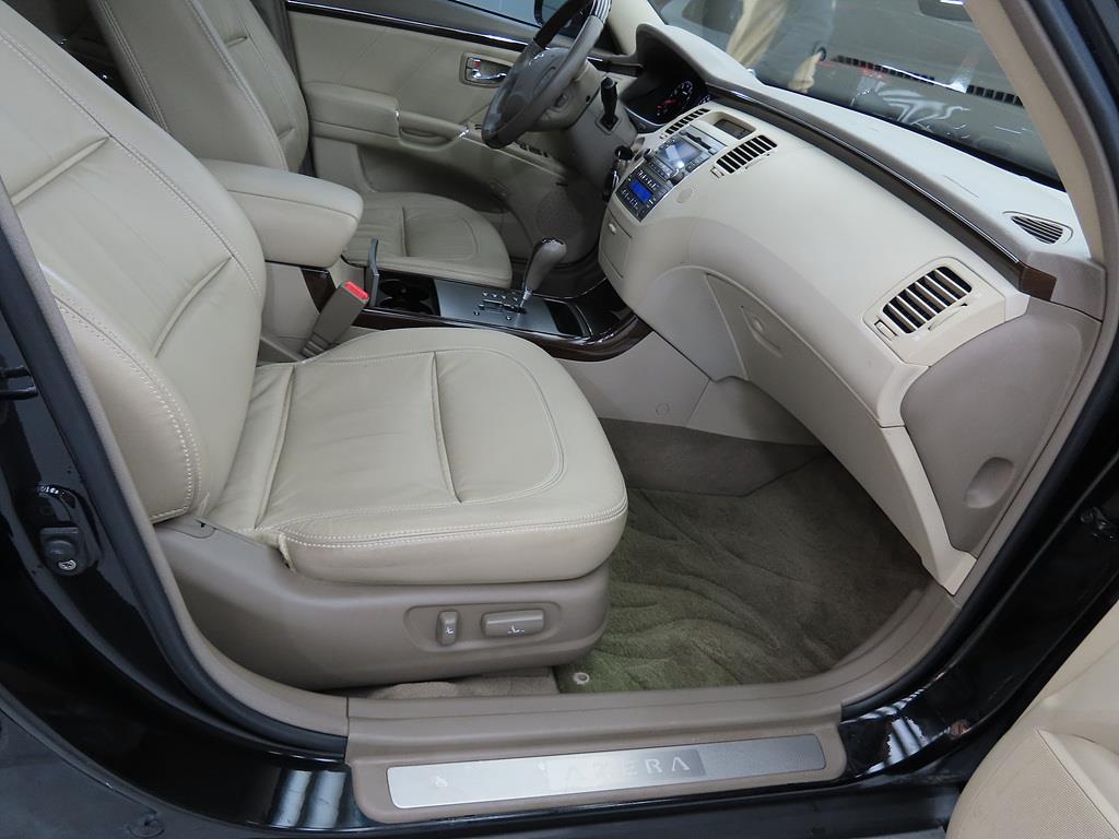 HYUNDAI Grandeur - Vista 10