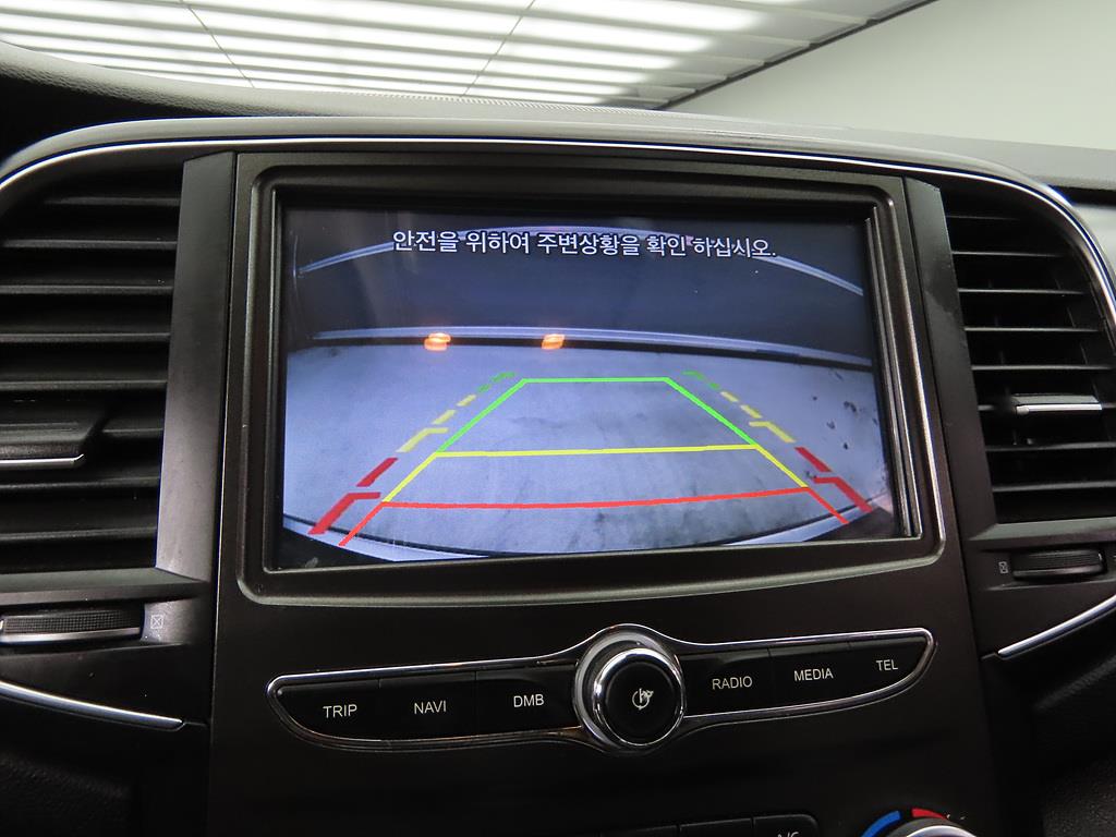 SAMSUNG SM6 - Vista 12