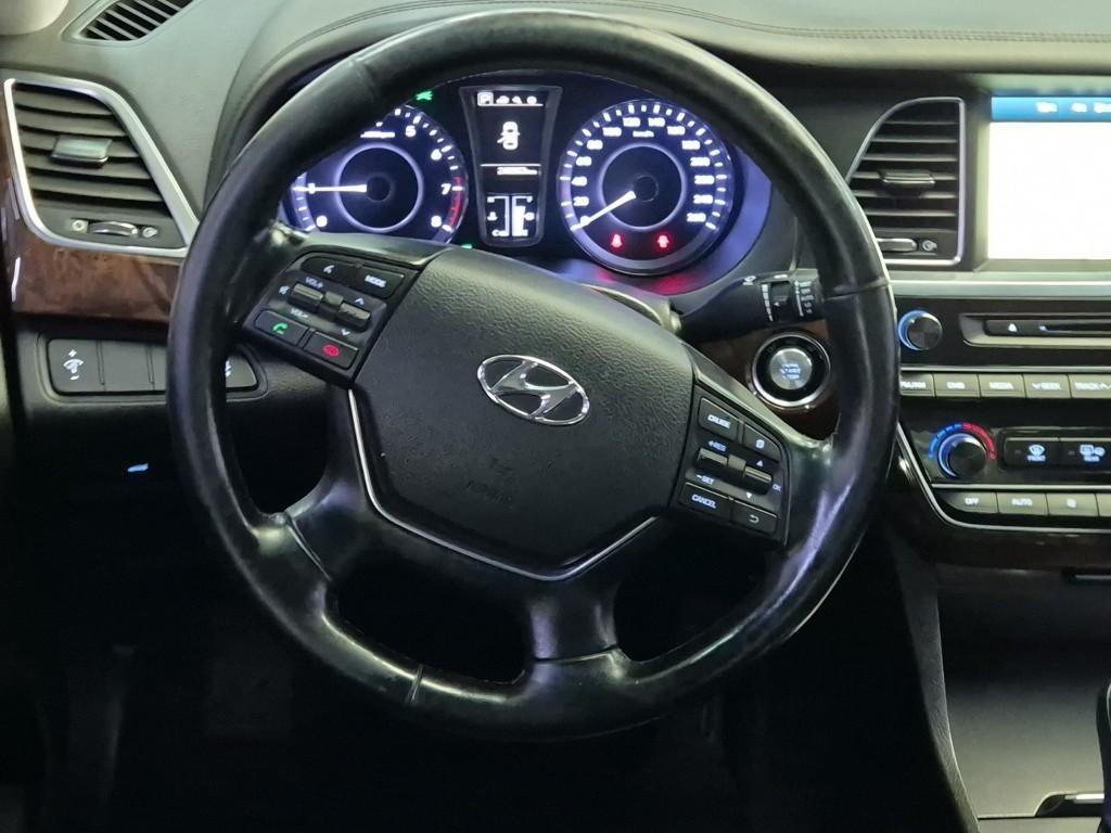 HYUNDAI Aslan - Vista 7