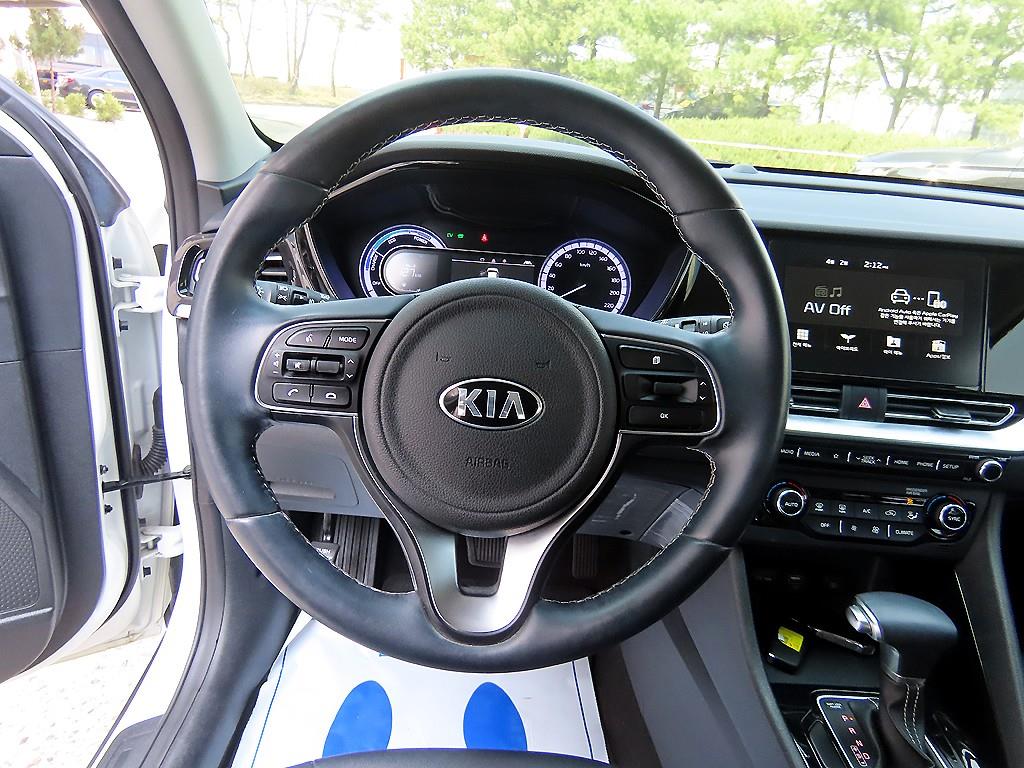 KIA Niro - Vista 8