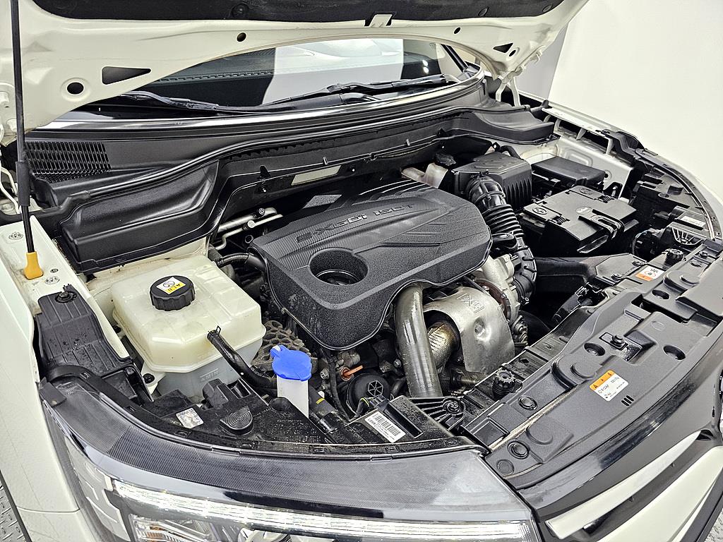 Ssangyong Tivoli - Vista 6