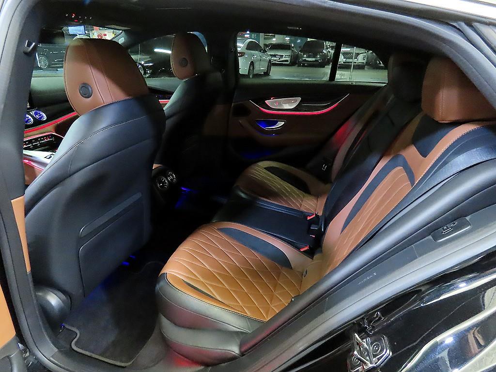 Mercedes Benz AMG GT - Vista 7