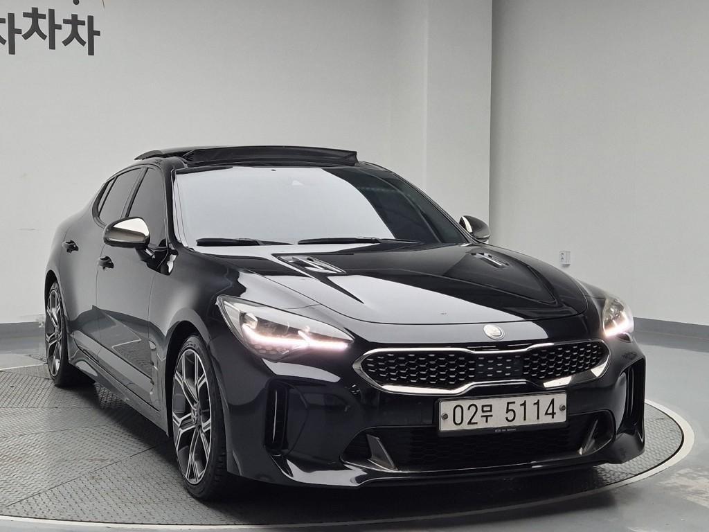 KIA Stinger - Vista 4