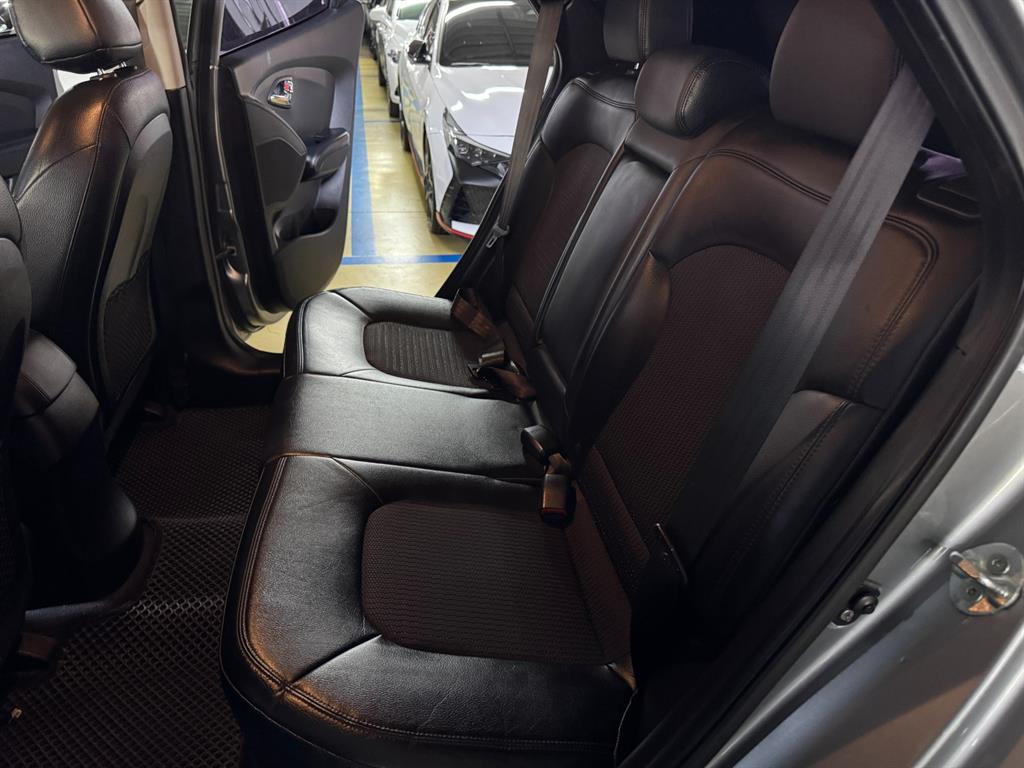 HYUNDAI Tucson 2011 Gris - Importación desde Corea - HF Imports Iquique - Foto 18