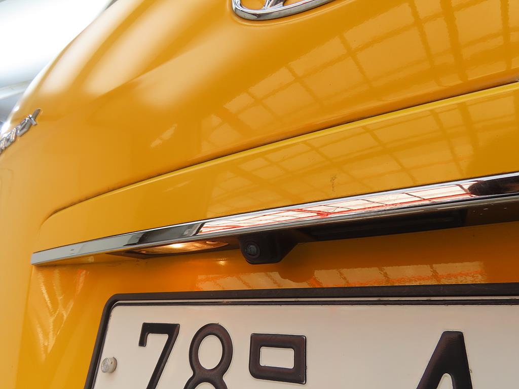 HYUNDAI Starex 2019 Amarillo - Importación desde Corea - HF Imports Iquique - Foto 17