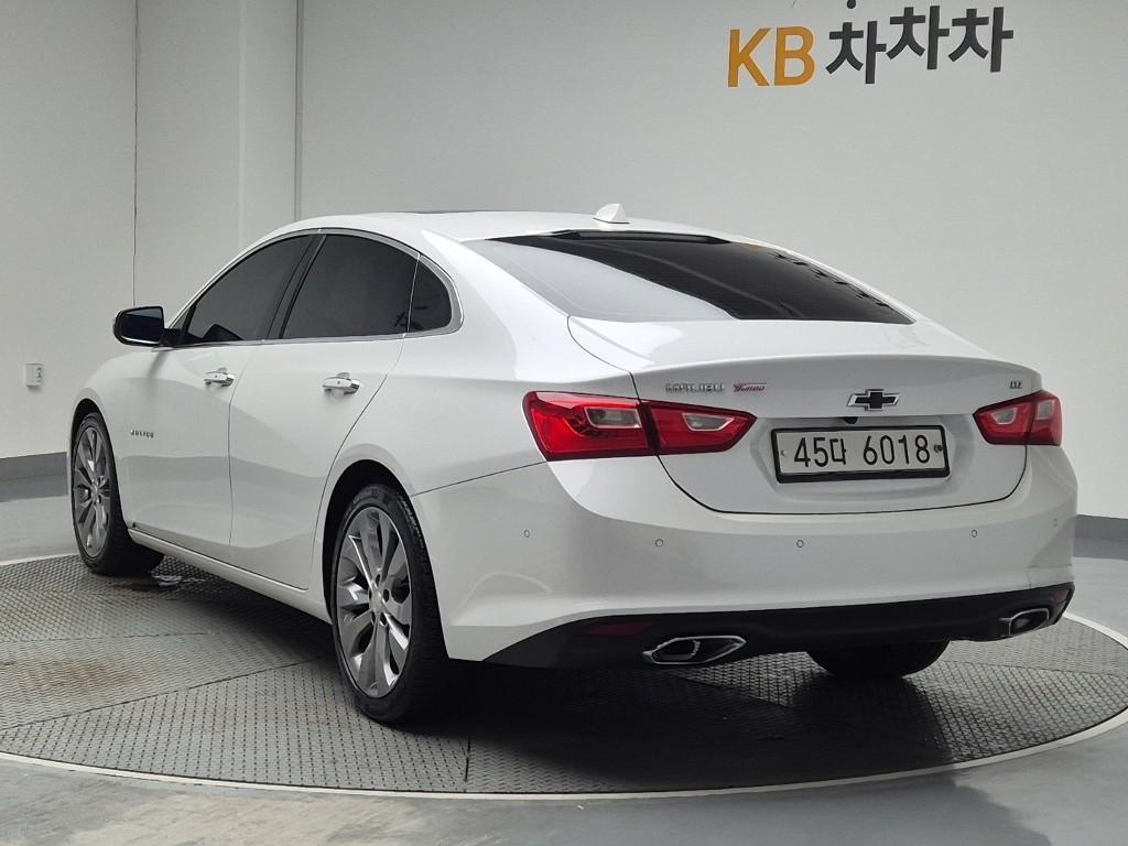 Chevrolet Malibu - Vista 4