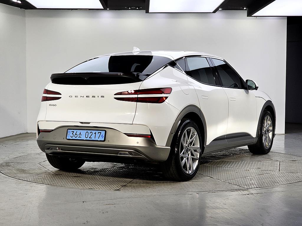 Genesis GV60 - Vista 4