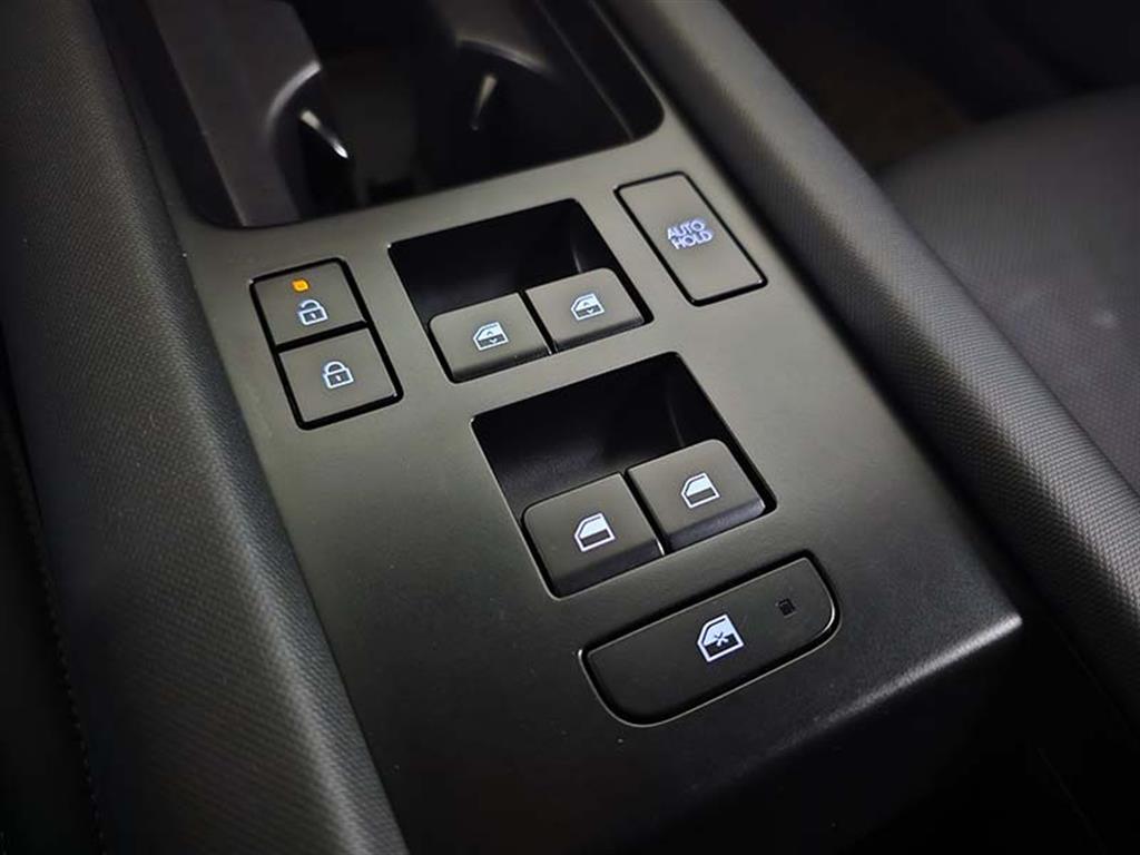 HYUNDAI Ioniq 6 - Vista 12