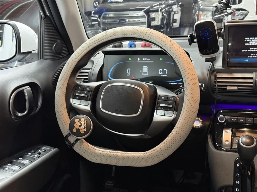 HYUNDAI Casper - Vista 8