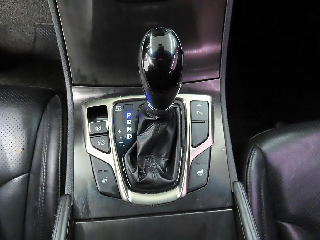 HYUNDAI Grandeur - Vista 10