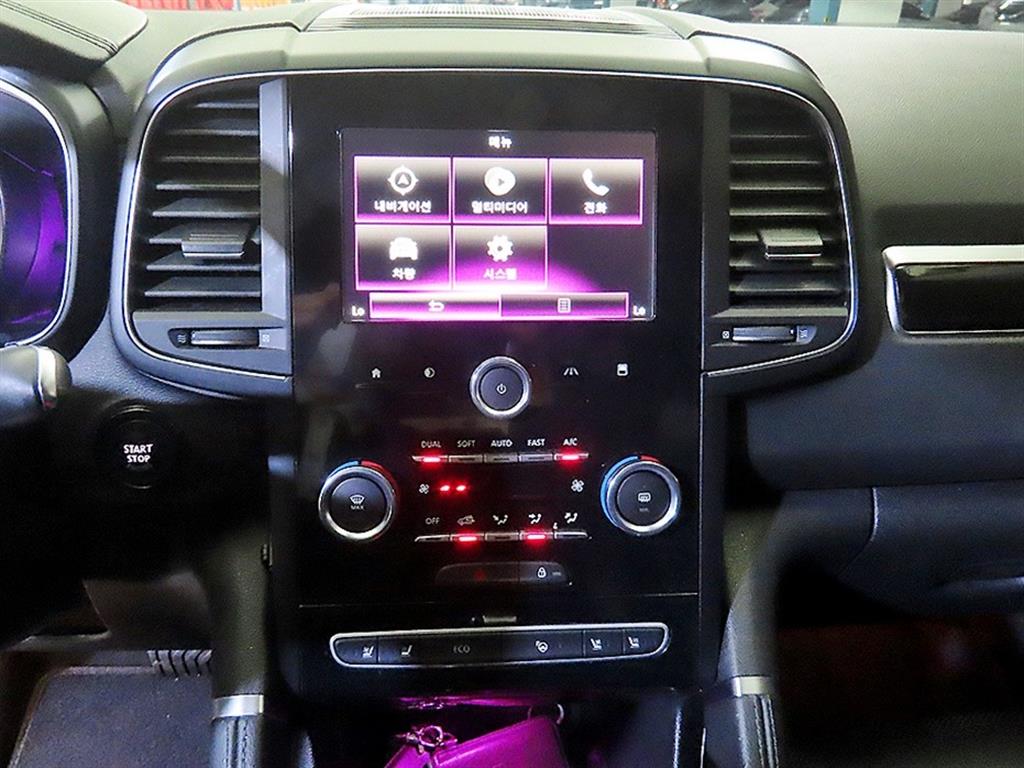 SAMSUNG QM6 - Vista 11