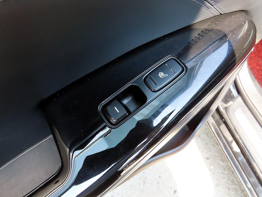 KIA K7 2016 Negro - Importación desde Corea - HF Imports Iquique - Foto 17