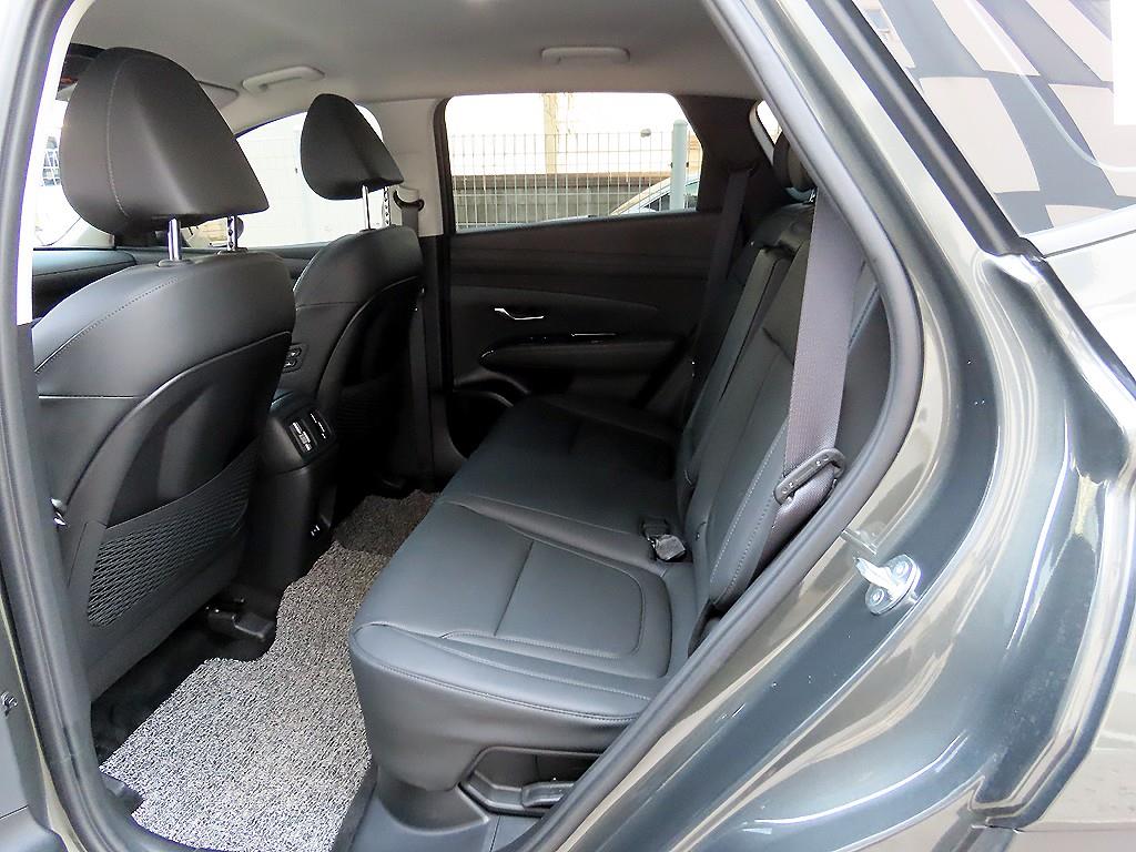 HYUNDAI Tucson - Vista 6