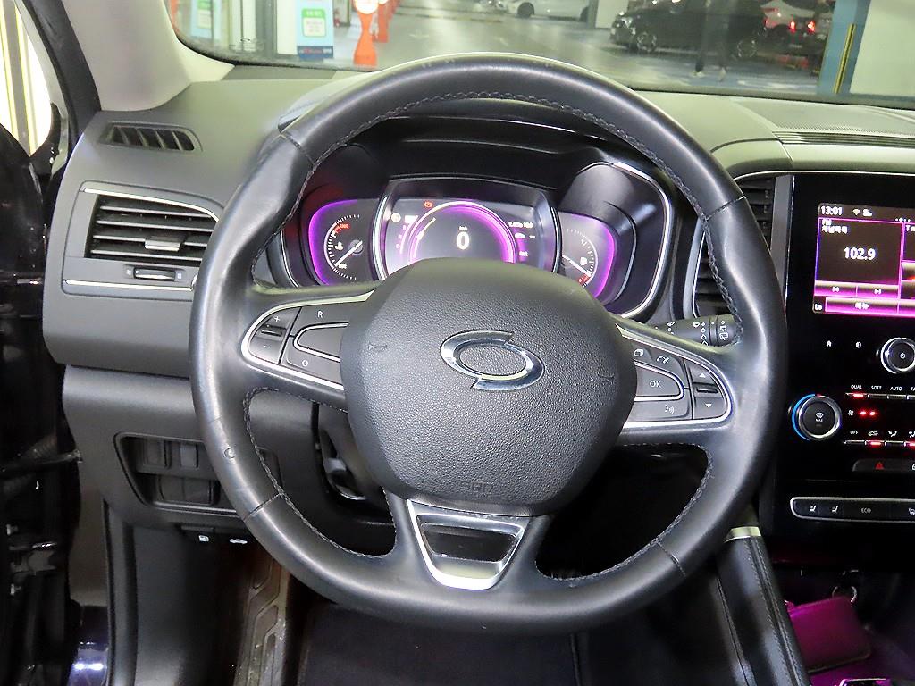 SAMSUNG QM6 - Vista 8