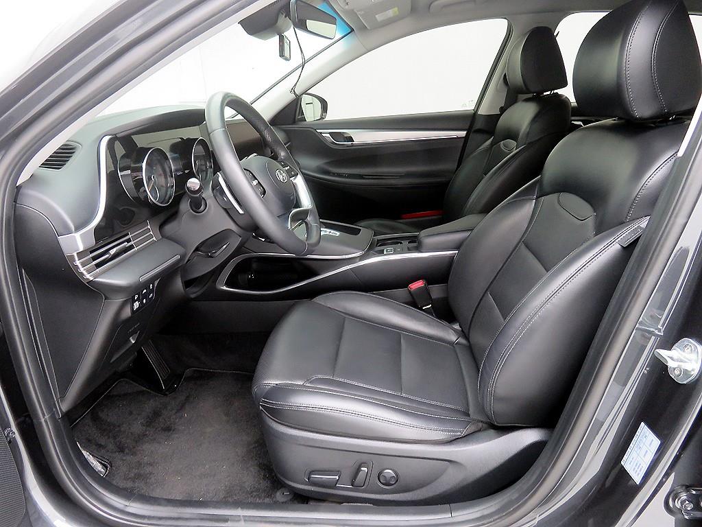 HYUNDAI Grandeur - Vista 6