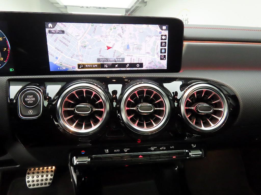 Mercedes Benz CLA Class - Vista 9