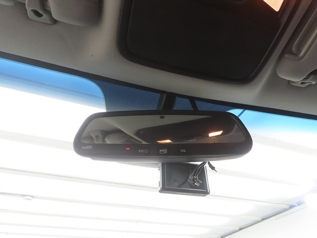 KIA Sorento - Vista 12