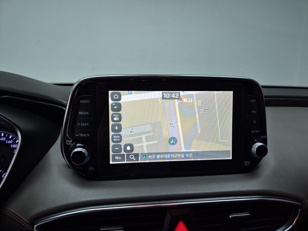 HYUNDAI Santa Fe 2019 Gris - Importación desde Corea - HF Imports Iquique - Foto 13