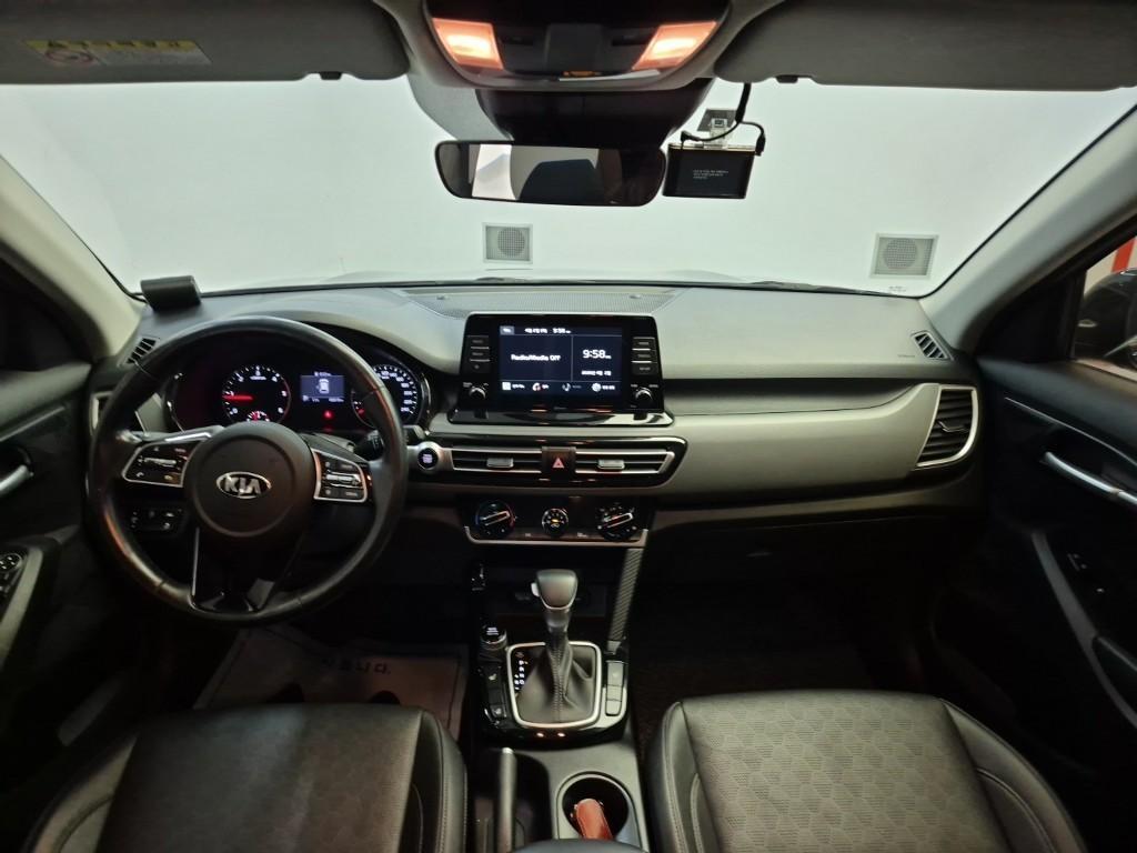 KIA Seltos - Vista 7