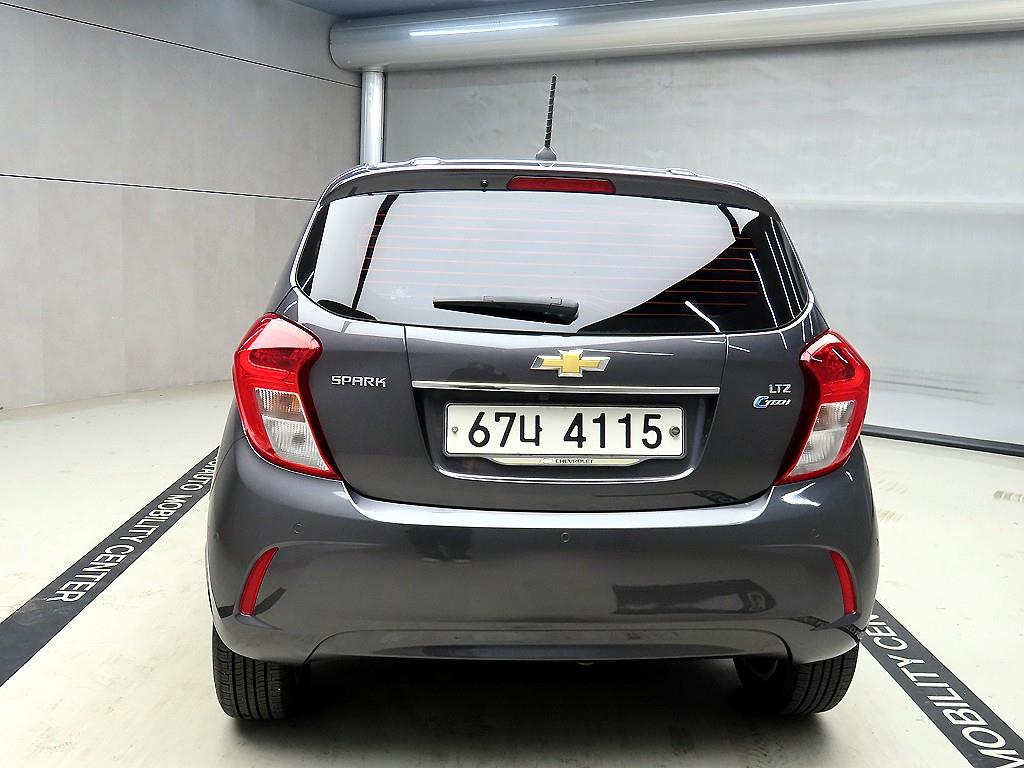 Chevrolet Spark - Vista 3